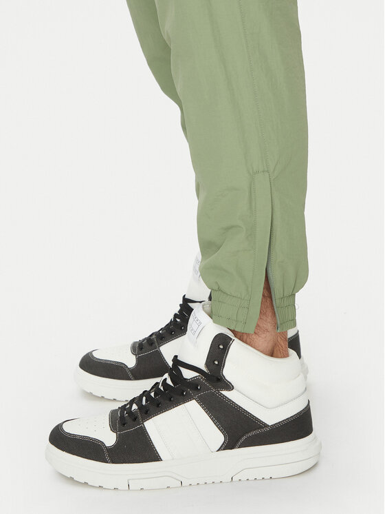 Karl Kani Karl Kani Joggery Essentia 60060039 Zielony Regular Fit