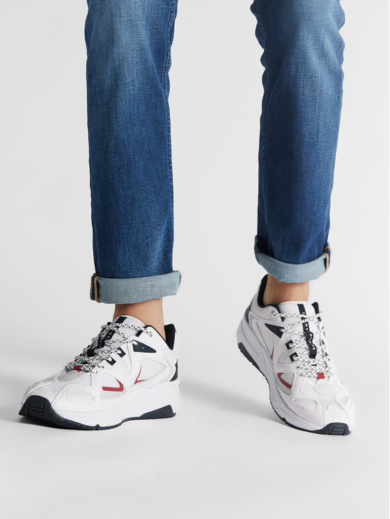 Tommy Hilfiger Tommy Hilfiger Laisvalaikio batai Tech Runner Mix FM0FM04075 Balta