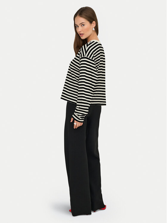 ONLY ONLY Bluza Livina 15359682 Črna Regular Fit