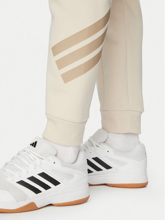 adidas adidas Sportinės kelnės Future Icons 3-Stripes KD5206 Smėlio Regular Fit