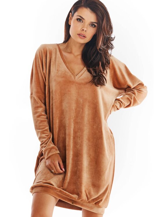 Awama Awama Vestito di maglia A378 Beige Basic Fit