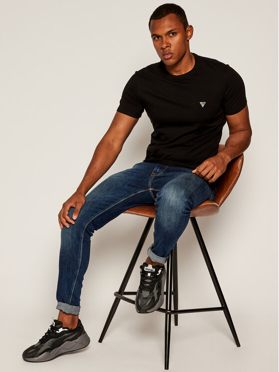 Guess T shirt Core M81I32 J1300 Noir Super Slim Fit Modivo