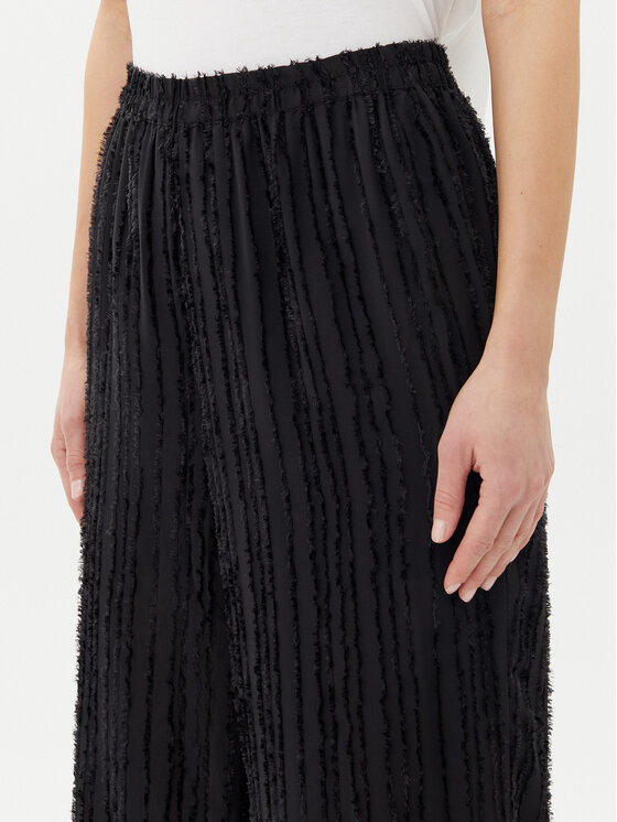 Pieces Pieces Hlače Tobine 17157928 Crna Regular Fit