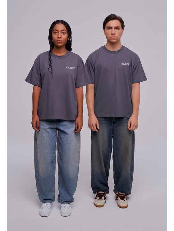 2005 2005 Tričko basic Sivá Oversize