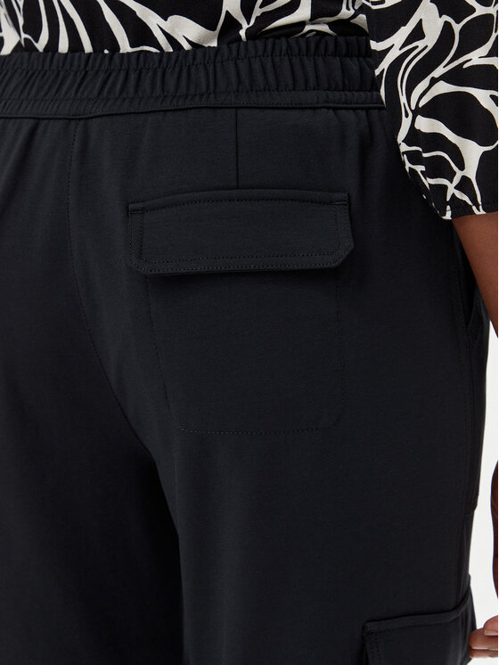 Olsen Olsen Pantaloni di tessuto 14002075 Nero Straight Fit