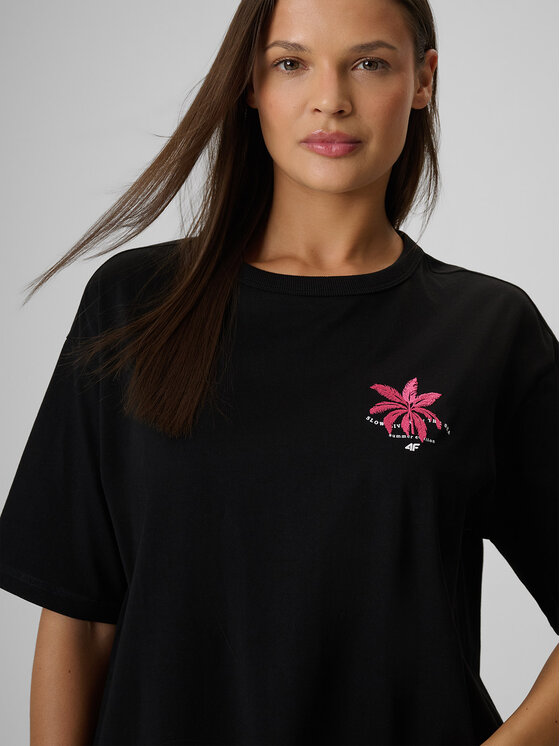 4F 4F T-Shirt BEACHWEAR Czarny Boxy Fit
