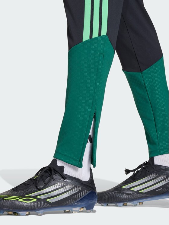 adidas adidas Spodnie dresowe 161573 Czarny Slim Fit