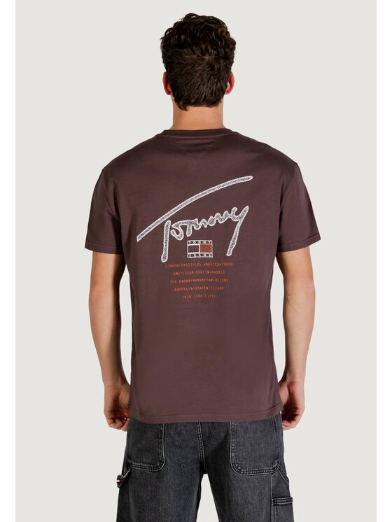 Tommy Jeans Tommy Jeans T-shirt DM0DM22320 Marrone Casual Fit