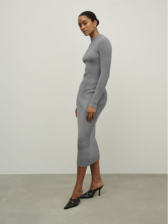La Mania La Mania Sukienka codzienna MILA Szary Classic Fit