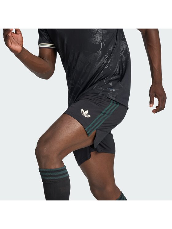 adidas adidas Szorty sportowe Juventus Czarny Regular Fit