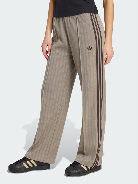 adidas adidas Spodnie dresowe 168115 Brązowy Regular Fit