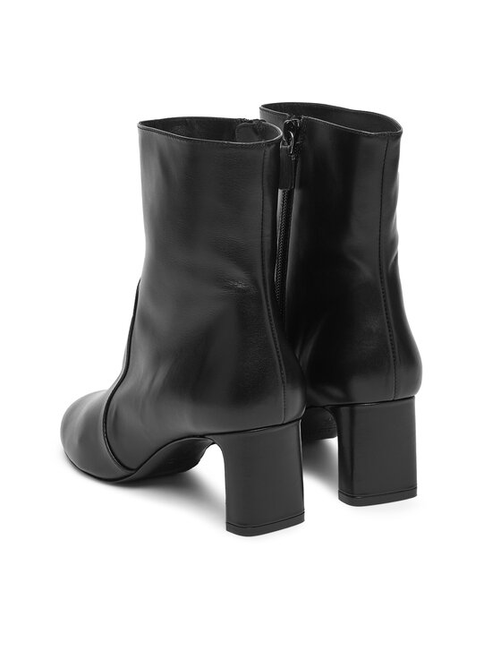 Stuart Weitzman Stuart Weitzman Polokozačky Babette Zip SL542 Černá