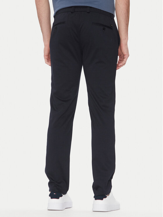 Bugatti Bugatti Hlače iz tkanine 4036 36827 Mornarsko modra Slim Fit