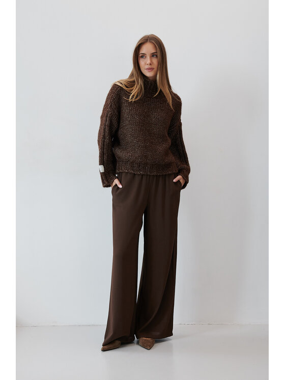 Fobya Fobya Sweter F2052 Brązowy Basic Fit