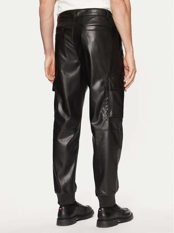 HUGO HUGO Pantaloni in similpelle Geza2511 50534827 Nero Regular Fit