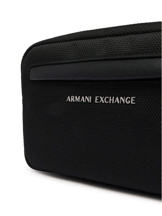 Armani Exchange Armani Exchange Övtáskák XM002650 AF22656 MC105 Fekete