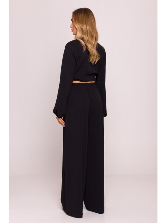 Made of Emotion Made of Emotion Bluzka M861 Czarny Cropp Fit