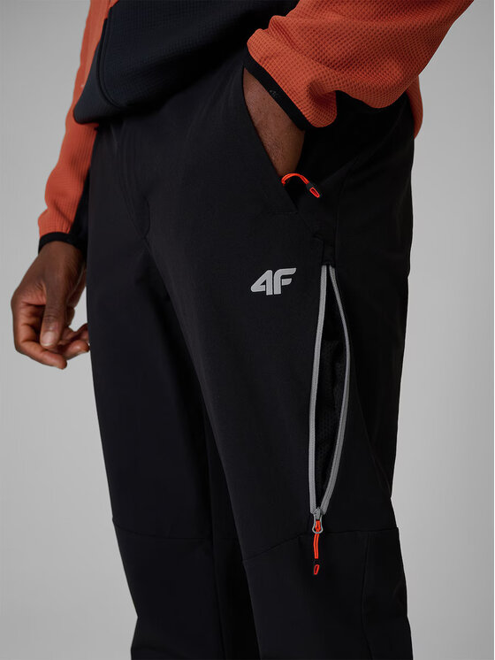 4F 4F Spodnie outdoor TREKKING Czarny Regular Fit