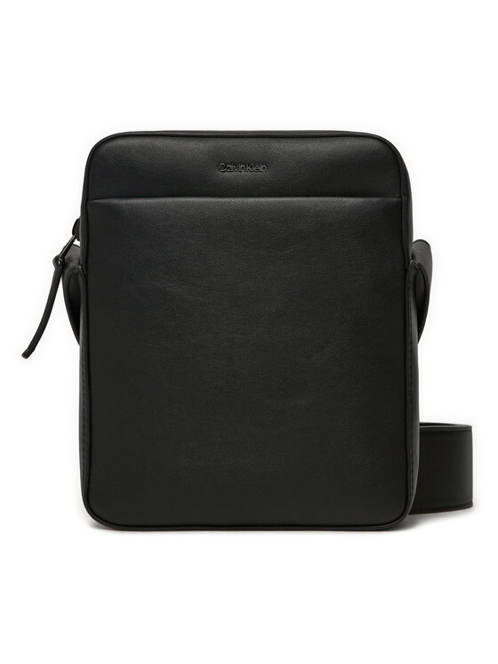Calvin Klein Umhängetasche Ck Refined Reporter K50K512755 Schwarz, Größe OS