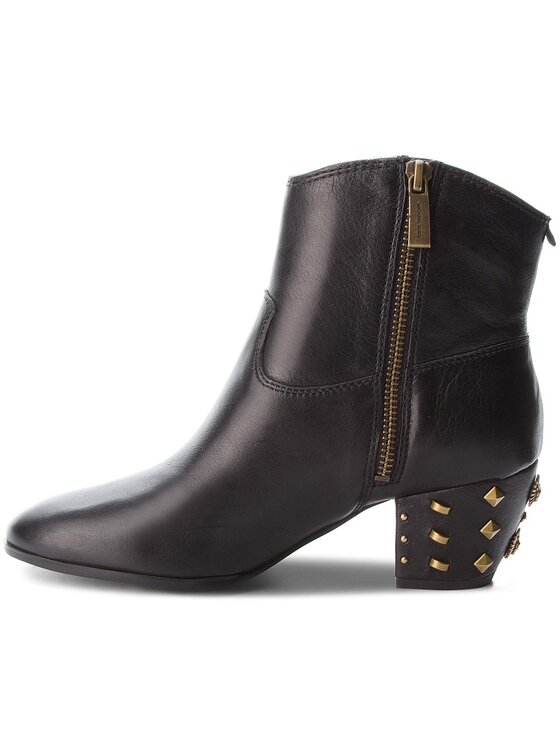 Michael kors avery on sale boot