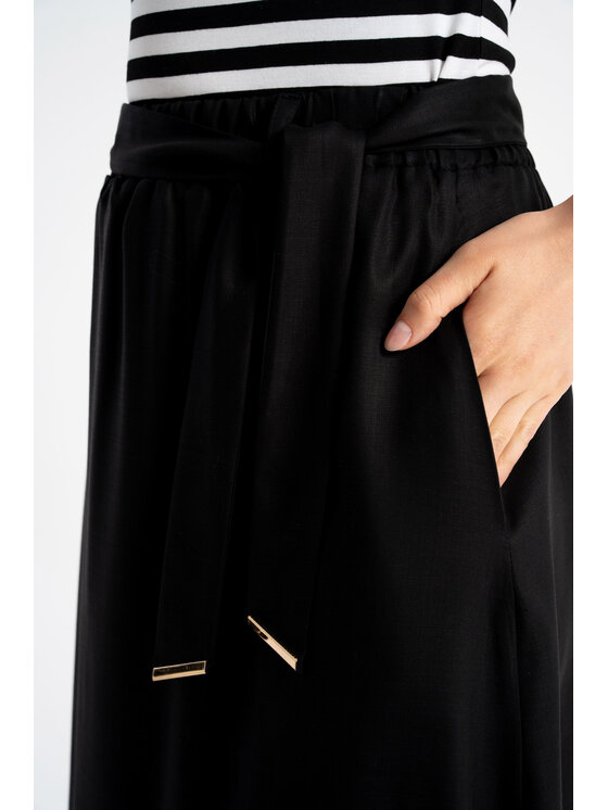 CLICK CLICK Spódnica maxi 50-740 Czarny Loose Fit