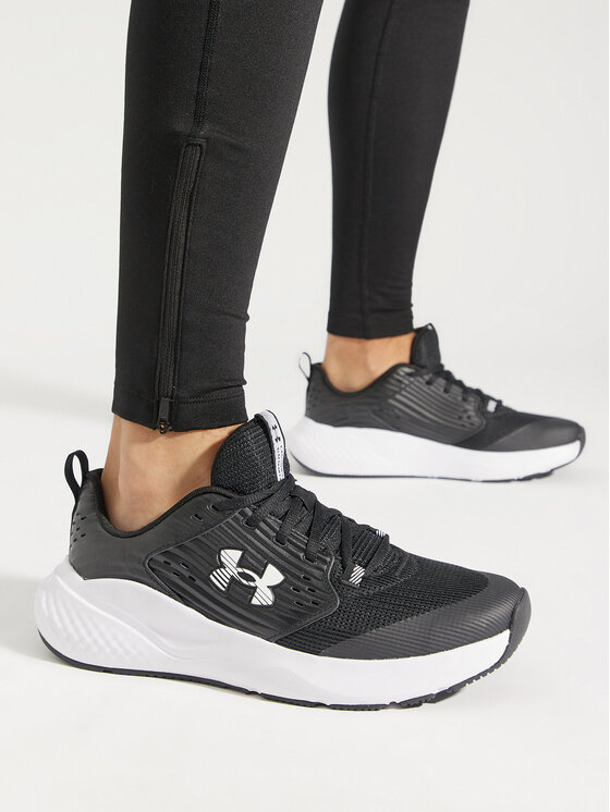 Under Armour Under Armour Jõusaali jalatsid Ua Charged Commit Tr 4 3026017-004 Must