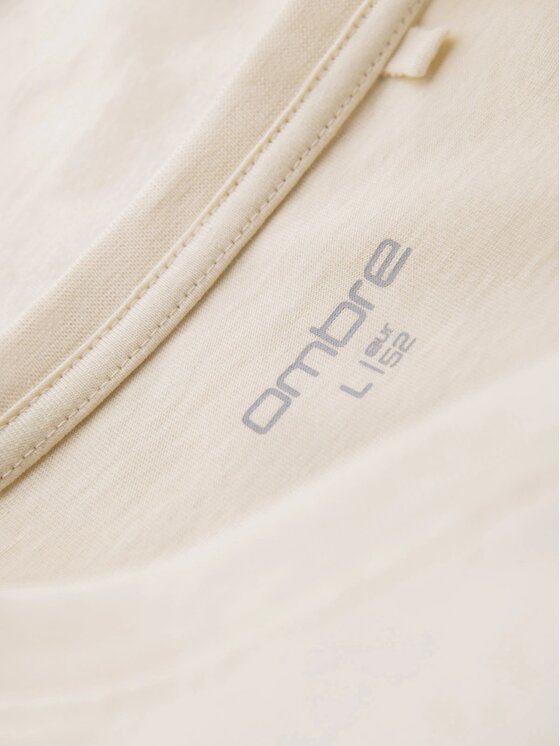 Ombre Ombre T-Shirt OM-TSPT-0199 Beżowy Regular Fit