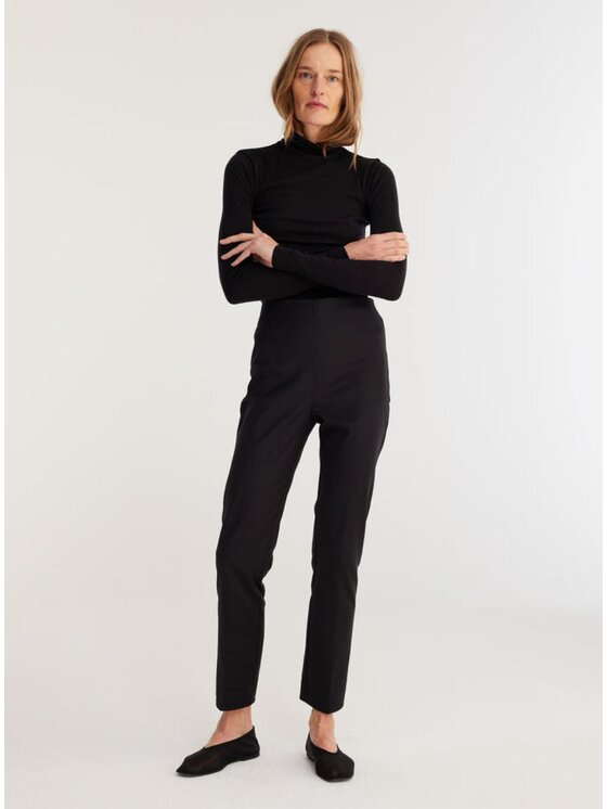 Róhe Róhe Pantaloni chino 408-30-216-138 Nero Regular Fit