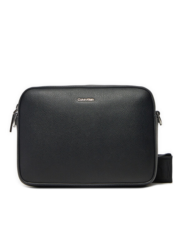 Calvin Klein Calvin Klein Kabelka Ck Must Small Camera Bag_Caviar K60K613084 Černá