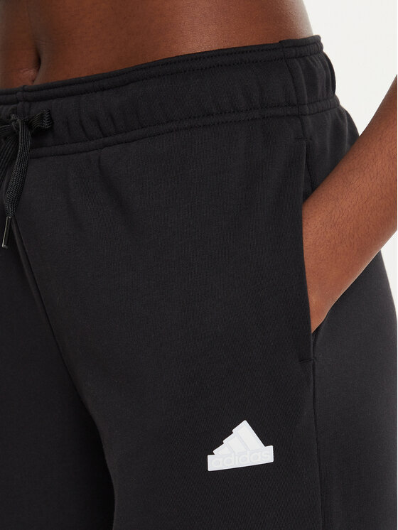 adidas adidas Долнище анцуг Dance All-Gender IN1830 Черен Regular Fit
