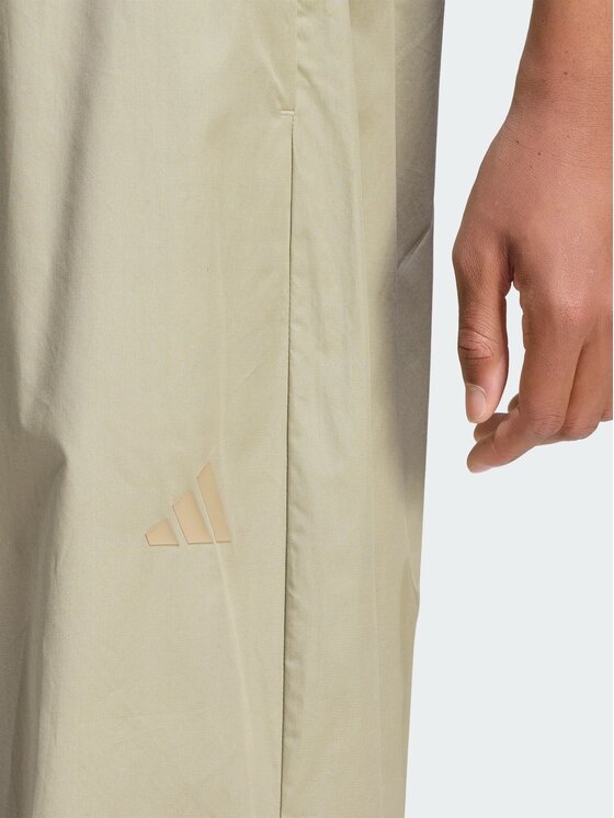 adidas adidas Spodnie materiałowe 158959 Czarny Loose Fit