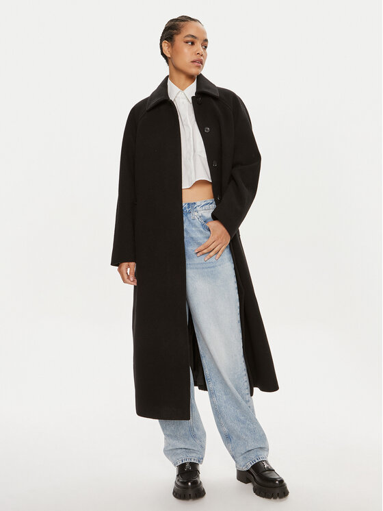 Calvin Klein Jeans Calvin Klein Jeans Vuneni kaput J20J223576 Crna Relaxed Fit