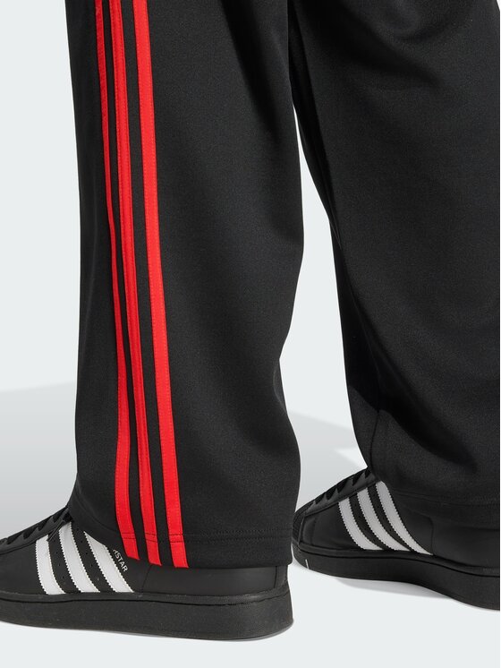 adidas adidas Spodnie materiałowe 159018 Czarny Loose Fit