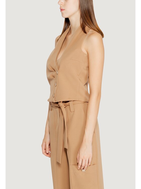 Rinascimento Rinascimento Giacca da donna CFC0119899003 Beige Regular Fit