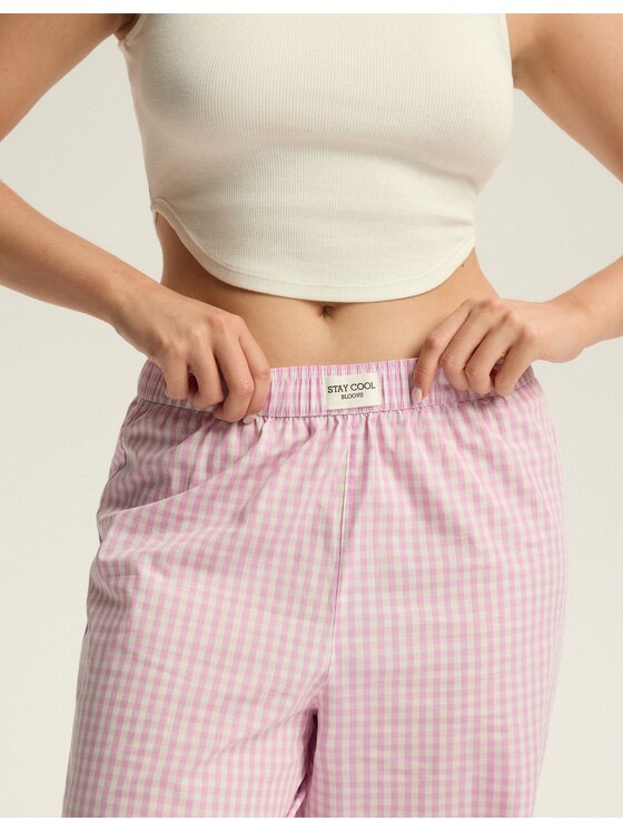 Esotiq Esotiq Spodnie materiałowe 43755 Różowy Regular Fit