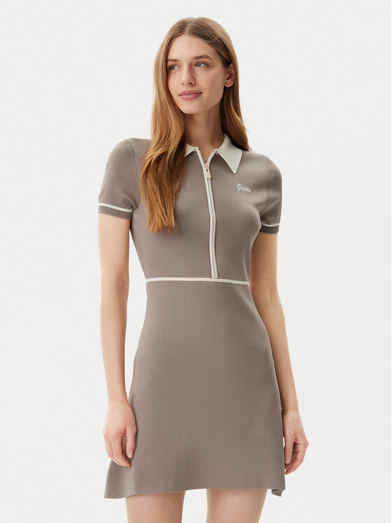 Guess Guess Kötött ruha V5GK00 Z3D60 Barna Regular Fit