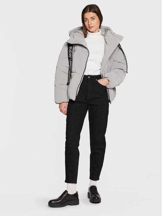 Calvin Klein Jeans Calvin Klein Jeans Žieminė striukė J20J220017 Pilka Regular Fit