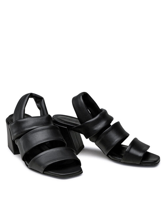 Furla Furla Sandale Miastella YF06MIS-BX0546-O6000-4-401-20-IT-3500 S Negru
