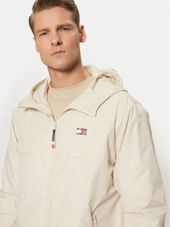 Tommy Jeans Tommy Jeans Neperpučiama striukė Chicago DM0DM21130 Smėlio Regular Fit