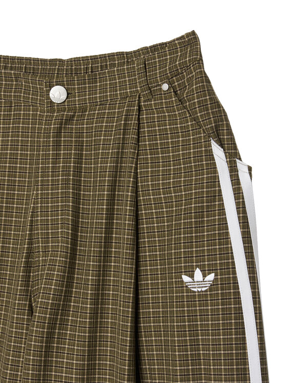 adidas adidas Hlače Checks LE8308 Kaki Wide Leg