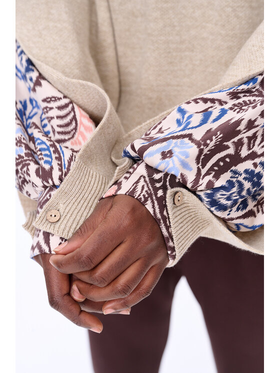 blue shadow blue shadow Sweter Alexis Beżowy Regular Fit