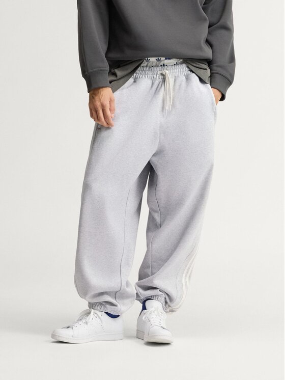 adidas adidas Jogginghose 172437 Hellgrau Loose Fit