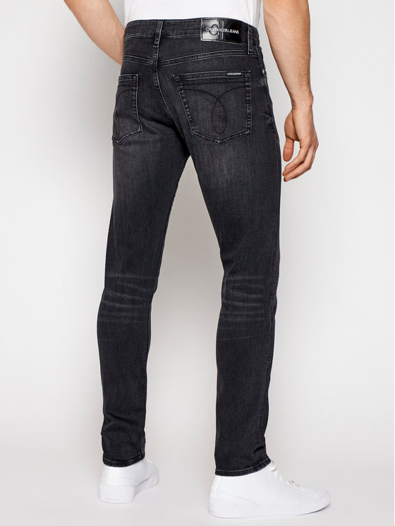 J30J315566 Juoda Slim Fit • Modivo 