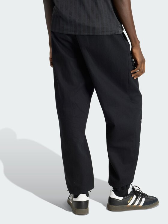 adidas adidas Spodnie materiałowe 162166 Czarny Loose Fit