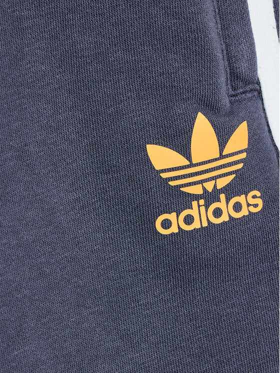 adidas adidas Sport rövidnadrág KEVIN LYONS HC9441 Sötétkék Regular Fit