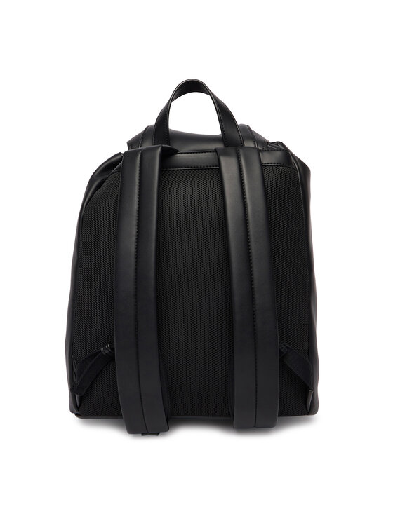 Calvin Klein Calvin Klein Nahrbtnik Webbing Strap Flap LV04F3590G Črna