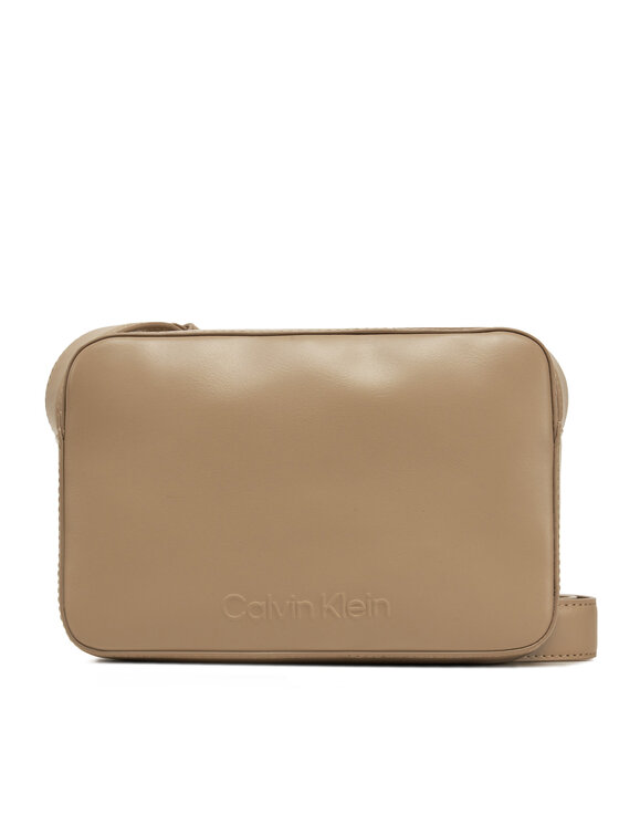 Calvin Klein Calvin Klein Kabelka Embossed Logo Camera Bag K60K612555 Tmavě béžová