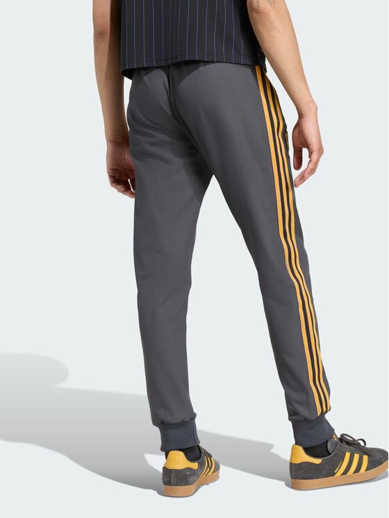 adidas adidas Spodnie dresowe 157925 Czarny Slim Fit