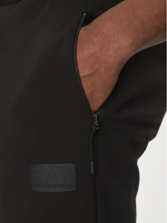 EA7 Emporio Armani EA7 Emporio Armani Spodnie dresowe 7M000097 AF12116 UC001 Czarny Regular Fit
