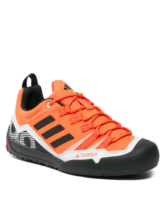 adidas adidas Sneakersy Terrex Swift Solo 2 IE6902 Pomarańczowy